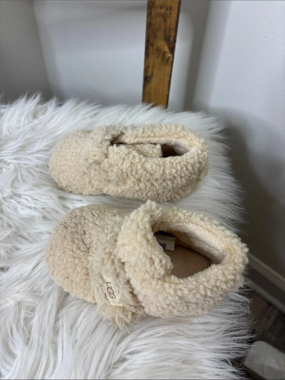 UGG cozy plush